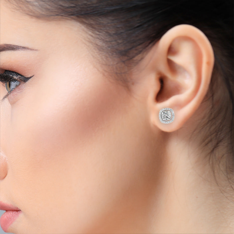 Douceur Marquise Diamond Stud Earrings — 10k–18k Gold