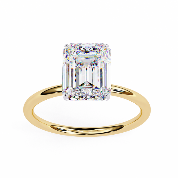 Oval-Cut Diamond Solitaire Ring in 10k–18k Gold